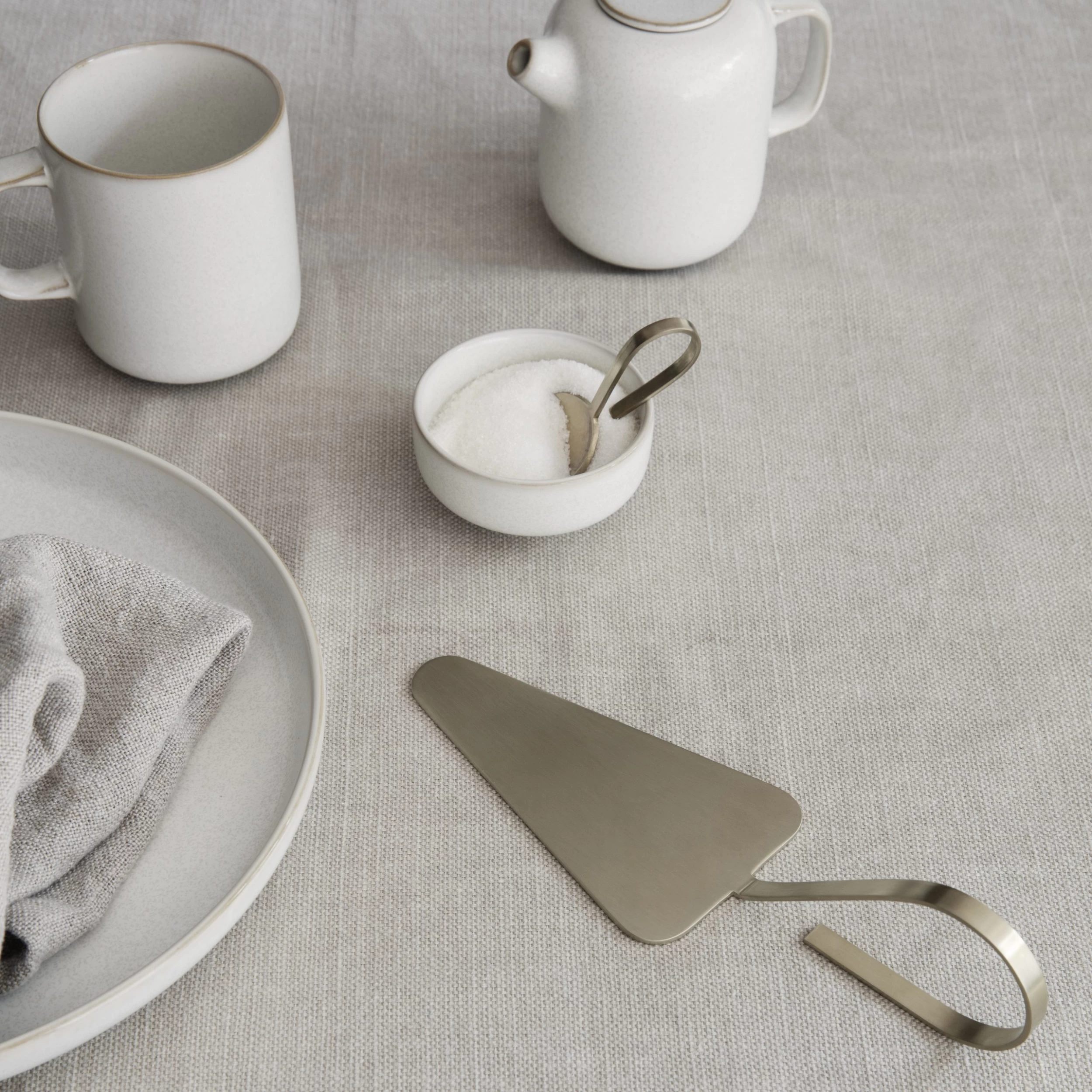 Ferm LIVING Pelle à Tarte Fein – Image 2