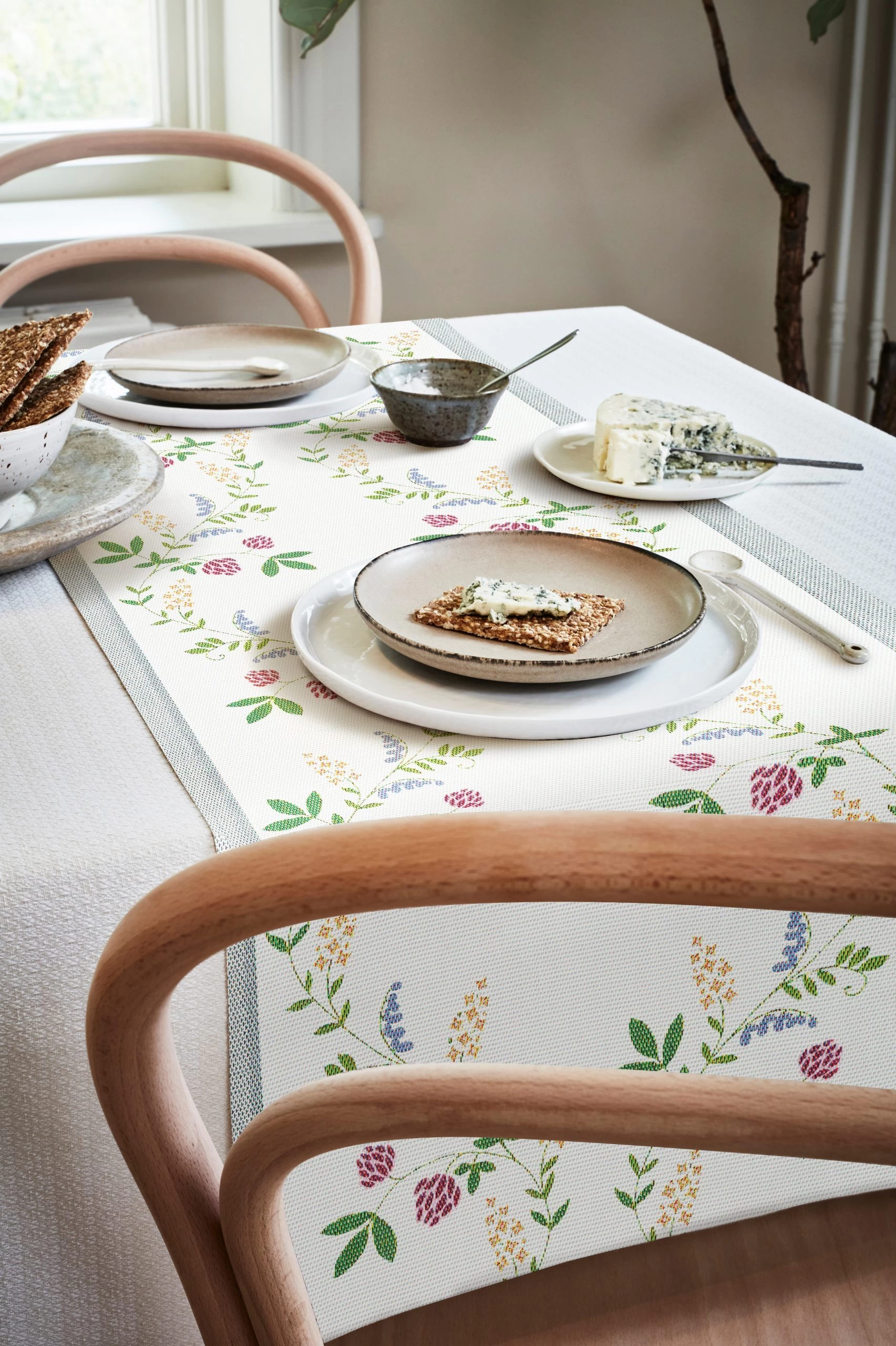 Chemin De Table Summer Flowers – Image 2